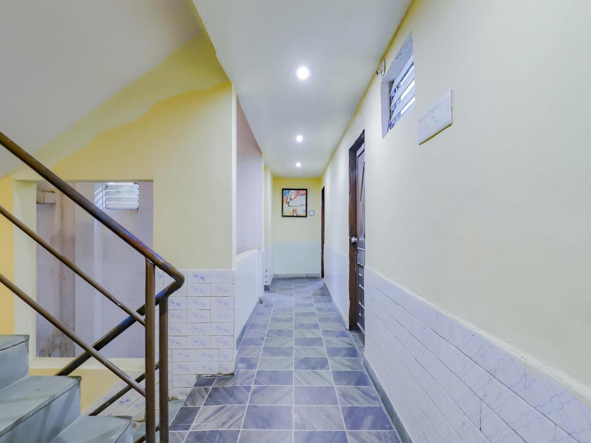Oyo 80678 Shreenath Residency New Delhi Exterior photo