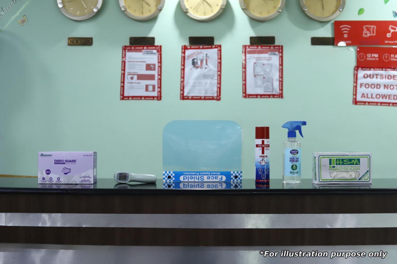 Oyo 80678 Shreenath Residency New Delhi Exterior photo
