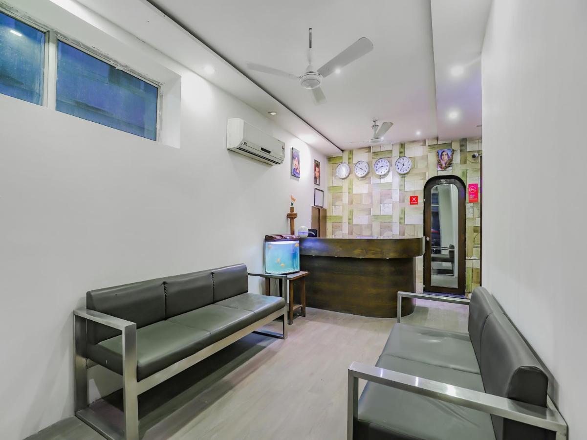 Oyo 80678 Shreenath Residency New Delhi Exterior photo
